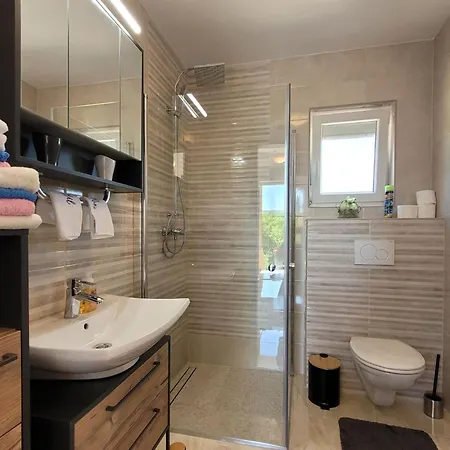 Dani 1 By Interhome Apartament *